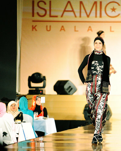 Tesettür Abiye Modelleri 2011 Tesettür Abiye Modelleri 2011