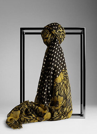 Burberry Eşarp Modelleri 2012-10