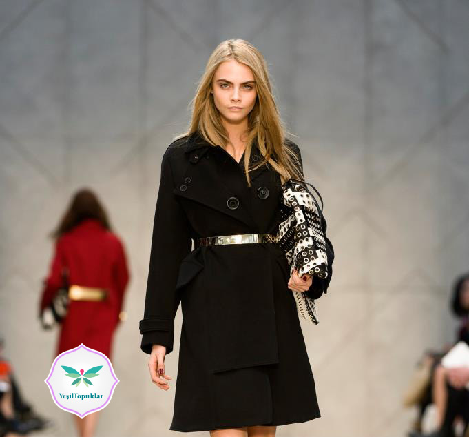 Burberry 2013 Sonbahar Kış Trençkot Modelleri-2