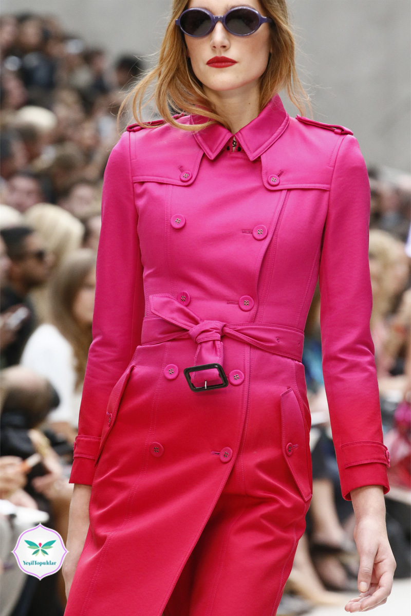 Burberry 2013 İlkbahar-Yaz Trençkot Modelleri-2