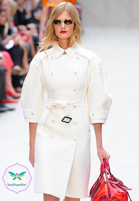 Burberry 2013 İlkbahar-Yaz Trençkot Modelleri-9