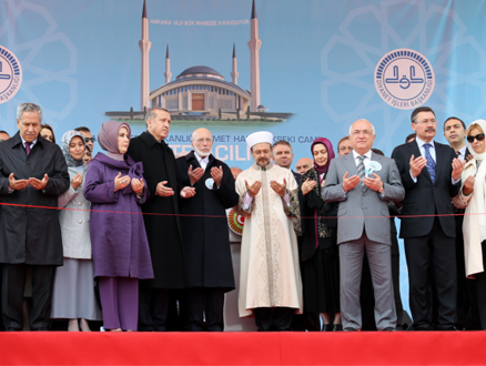Ahmet Hamdi Akseki Camii Dualarla İbadete Açıldı