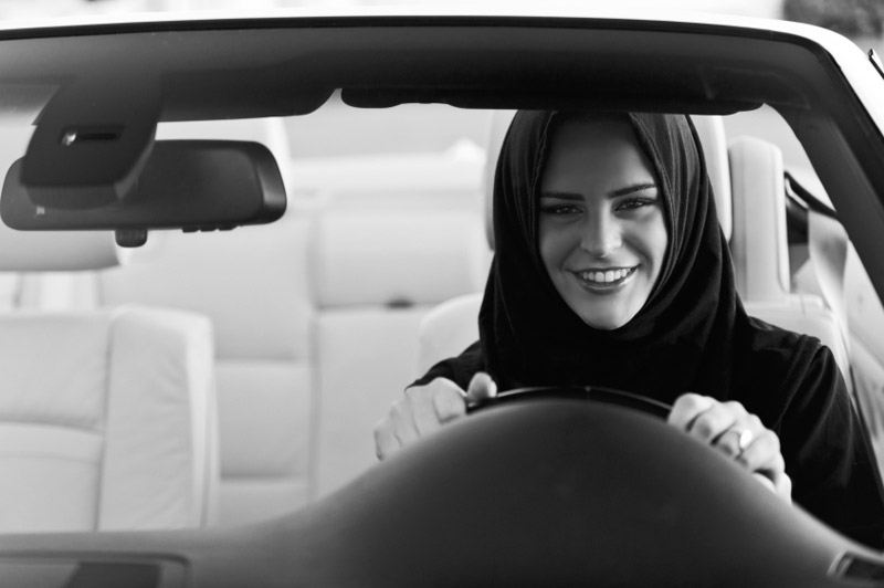 Müslüman Kadınlara Araba Kullanma Yasağı