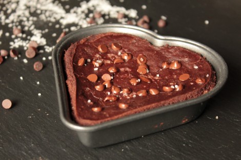 Erimiş Çikolatalı ve Lokum Kek Tarifleri (4)