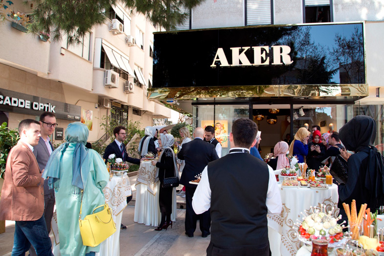Aker Designers Corner Kuaybe Gider