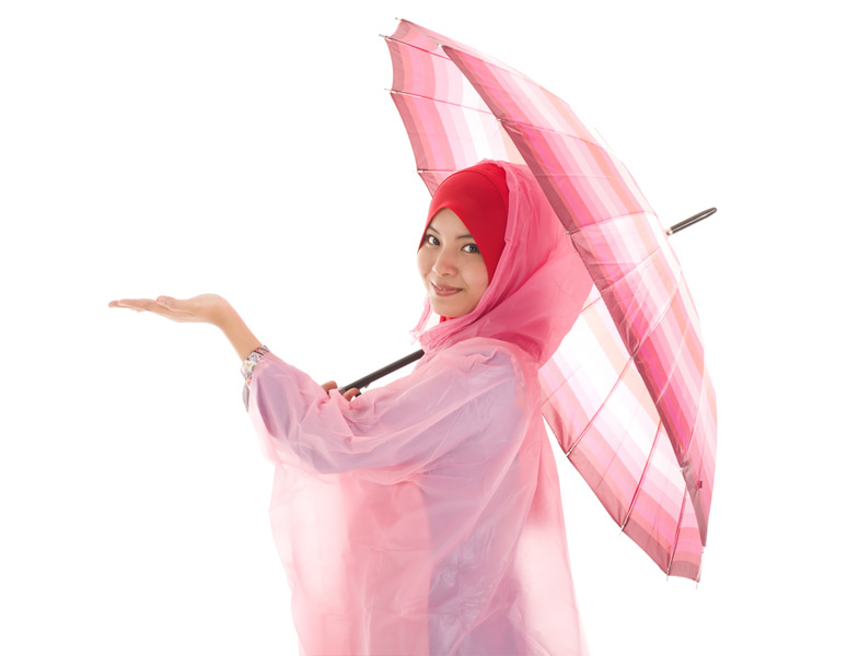 Pembe Çizgili Şemsiye ve Yağmurluk Modeli