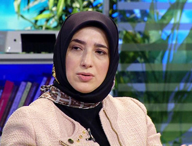 Meclisin Yeni Başörtülü Vekilleri