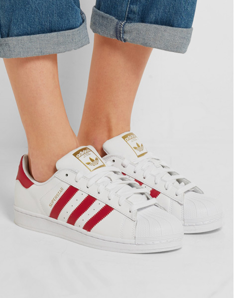 Sezonun En Güzel Sneakerları Nasıl Kombinlenir?-11