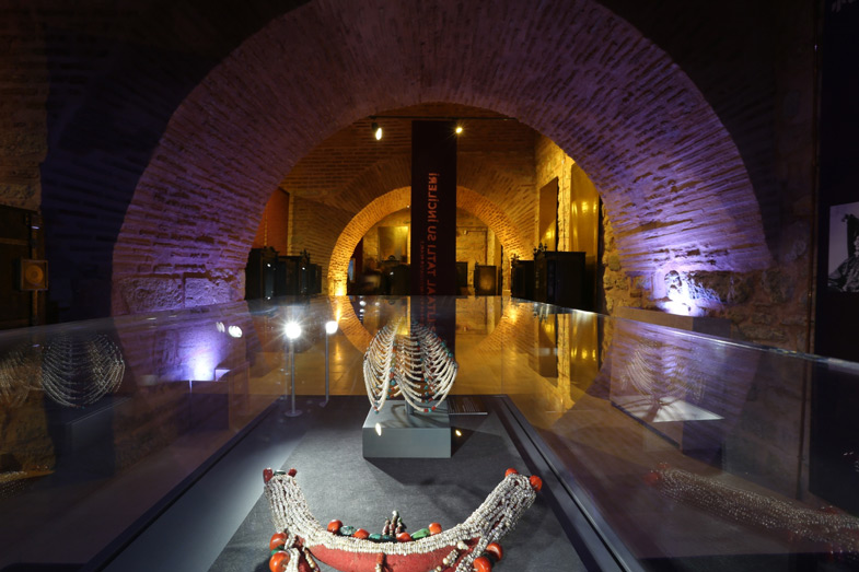 İnci Denizdeki Mücevher Sergisi Türk İslam Eserleri Müzesi