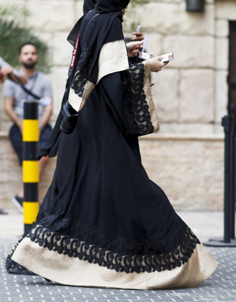 Orta Doğu’nun En Güzel Abaya Modelleri-3