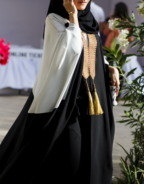 Orta Doğu’nun En Güzel Abaya Modelleri-6