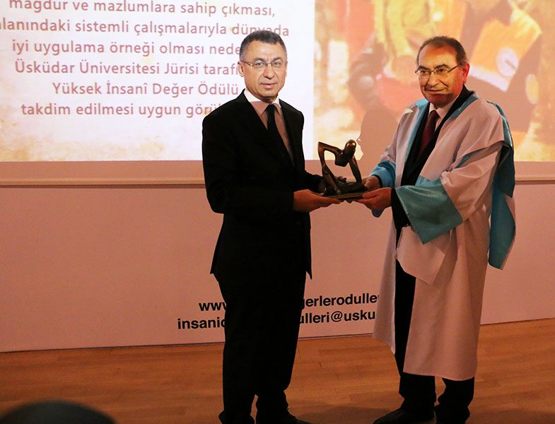 Yüksek İnsani Değerler Ödülleri (AFAD Başkanı Dr. Fuat Oktay)