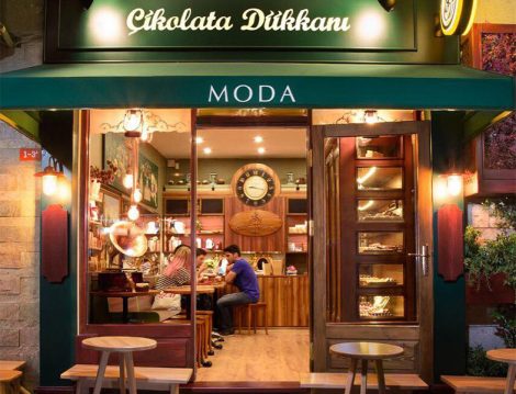 Kadıköy Moda'nın En Tatlı Mekanı Çikolata Dükkanı