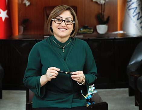 Gaziantep Belediye Başkanı Fatma Şahin’in Önsözüyle “Zeugma’nın Göz Bebeği”