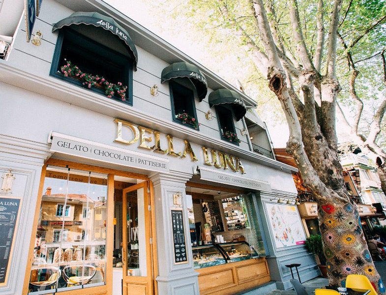 Alkolsüz Mekanlar Yeniköy Della Luna Cafe