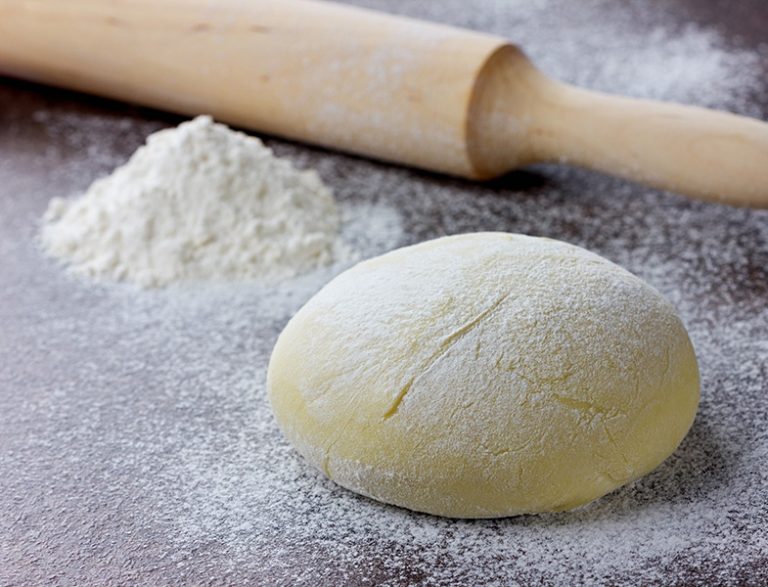 El Açması Üçgen Börek Nasıl Yapılır?