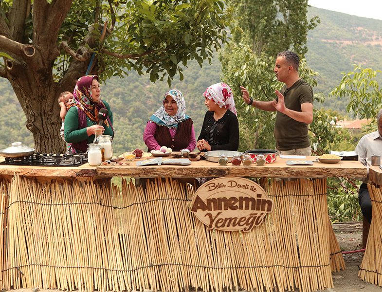 Geleneksel Türk Mutfağı Ekranlardan Evlere Taşınıyor