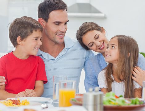 Çocuklarını Düzenli Beslemek İsteyen Annelere Tavsiyeler