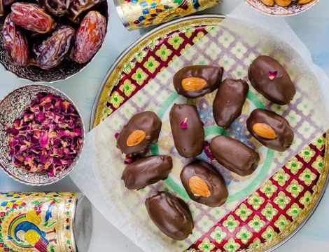 2017’nin 27. İftar Menüsüne Ağızları Tatlandıracak Çikolatalı Hurma Tarifi