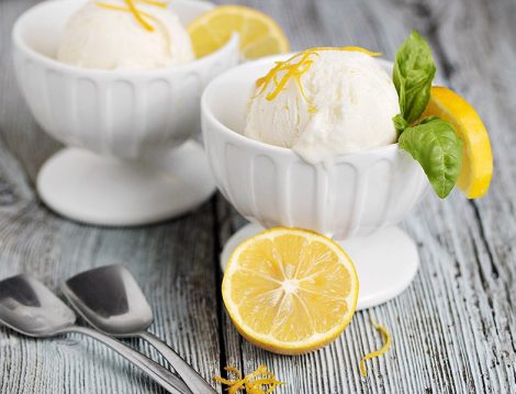 Sadece 4 Malzeme İle Ev Yapımı Limonlu Dondurma Tarifi