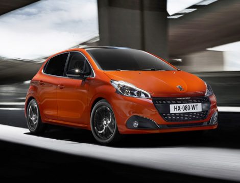 Peugeot 208 HB Bayan Arabaları