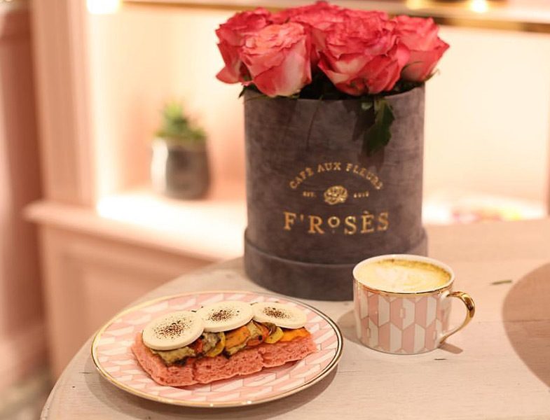 Froses Floral Cafe Tatlı ve Kahve