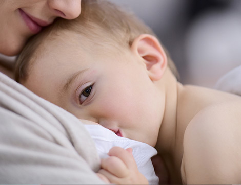 Bebeğinizi Emzirirken Vücudunuzu Meydana Gelebilecek Problemlerden Nasıl Korursunuz?