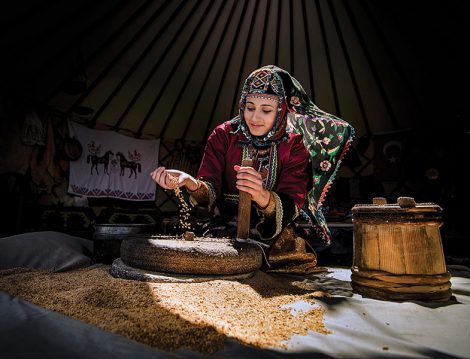 Etnospor Festivali 2019 (Değirmende Buğday Çeken Kadın)