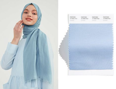Normcore Mavi Elbise ve Şal -2021 Pantone Yaz Renkleri Gök Mavisi