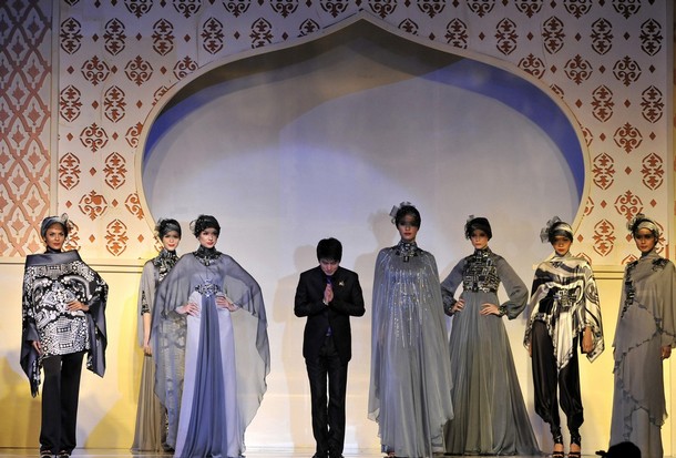 FASHION-INDONESIA-MALAYSIA