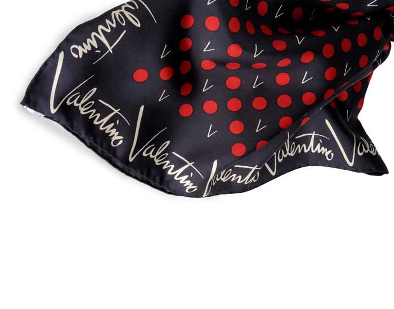 Valentino 2011 Eşarp Modelleri