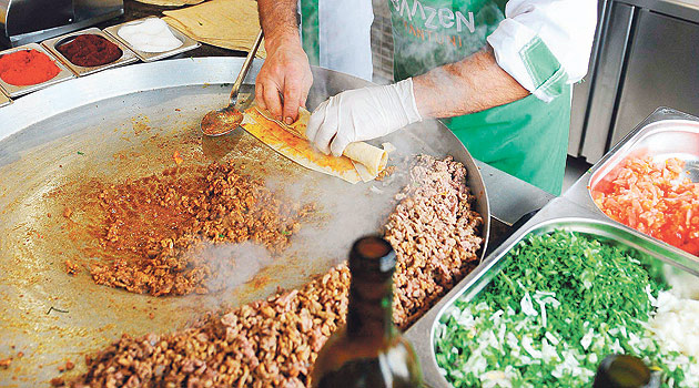 İnsanın Canı “Baazen Tantuni” Çeker