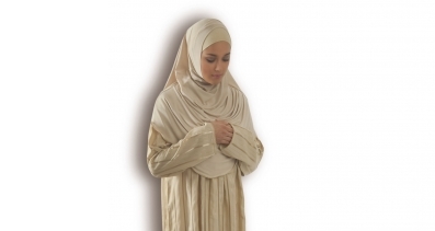 Sıcak Ramazan Günlerinde Tek Parça Namaz Elbisesi