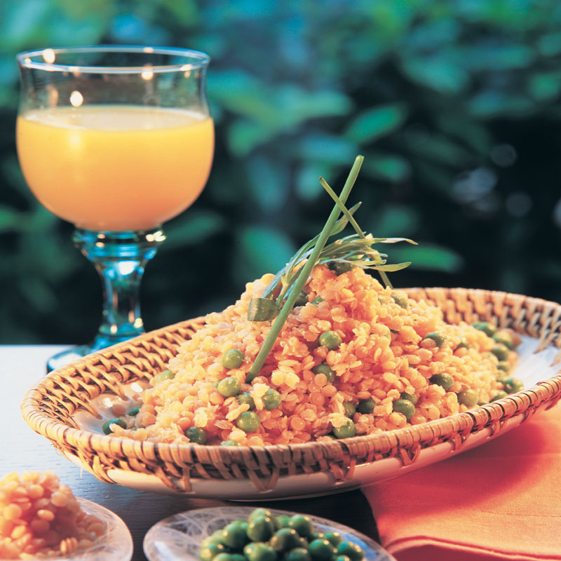 mercimekli ve bezelyeli salata