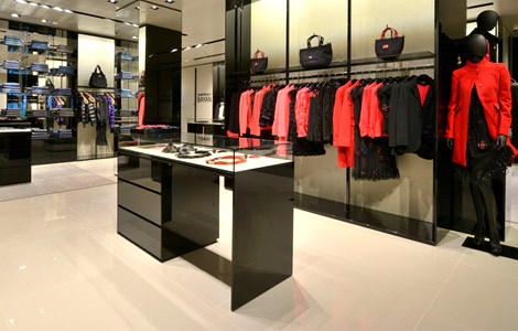 Cadde’nin En Yenisi EMPORIO ARMANI