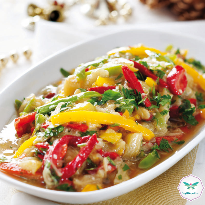 Patlıcanlı-Karışık-Tatlı-Biberli-Salata