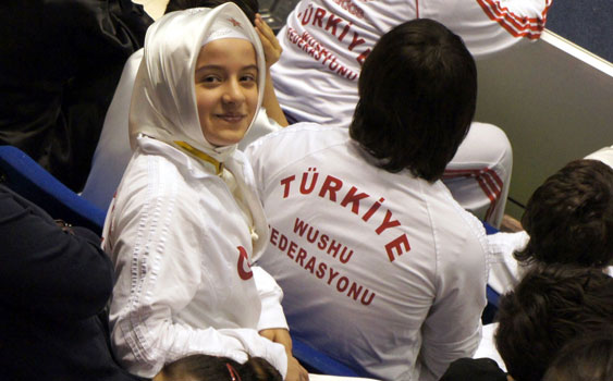 Avrupa Wushu Şampiyonası’nda Başörtüsü Krizi