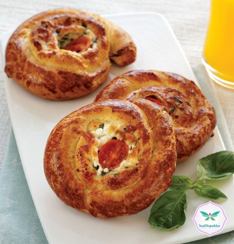 Fesleğenli-Peynirli-Börek
