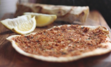 Ev Yapımı Lahmacun