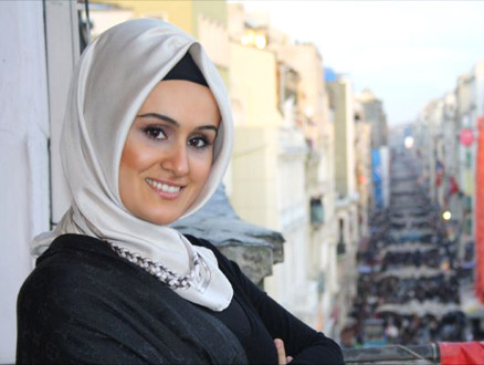 Genç Tasarımcı Nurdan Özdemir ile Moda ve Stil Üzerine…