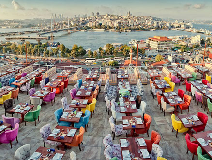 Süleymaniye’nin Sevilen Mekanı “Hüsn-ü Âlâ”