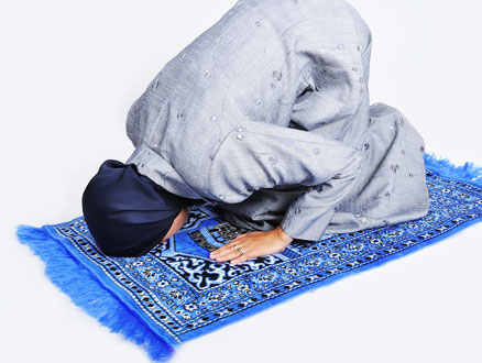 Kadınlar Pantolon ile Namaz Kılabilir mi?
