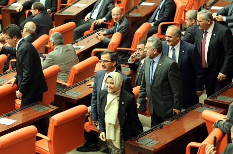 Başörtülü Kadın Millet Vekilleri Meclis Genel Kurulu'nda