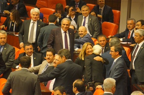 Başörtülü Kadın Millet Vekilleri Meclis Genel Kurulu'nda