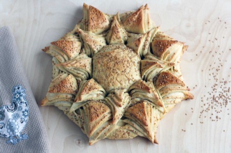 Ayçiçeği Şeklinde Nefis Çörek Tarifi