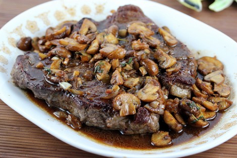 Mantarlı Dana Biftek Tarifi