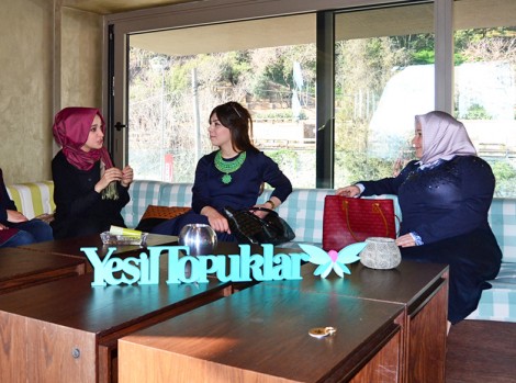 Yeşil Topuklar Ekibi Yine Çok Yoğun! (2)Yeşil Topuklar Ekibi Yine Çok Yoğun! 