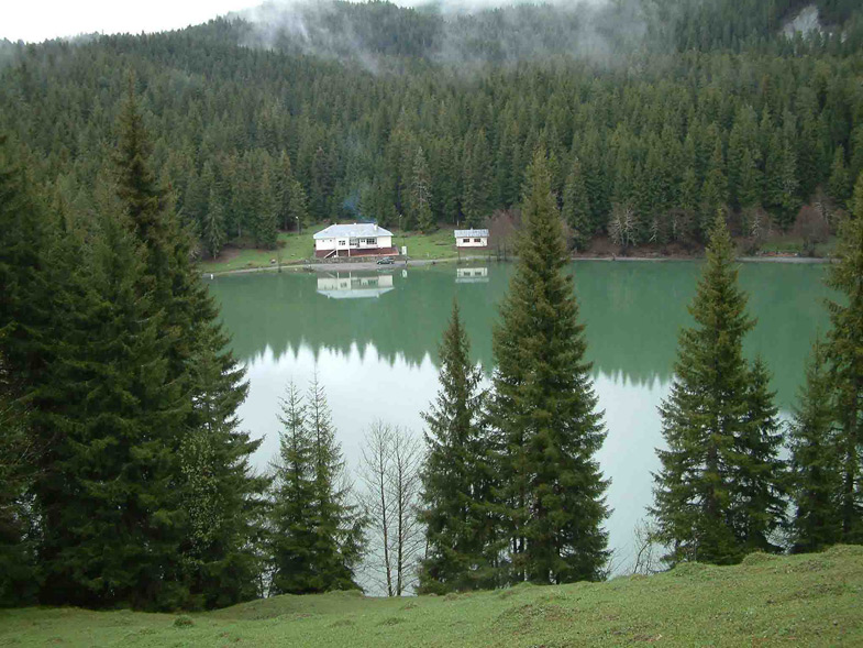 Karagöl Milli Parkı