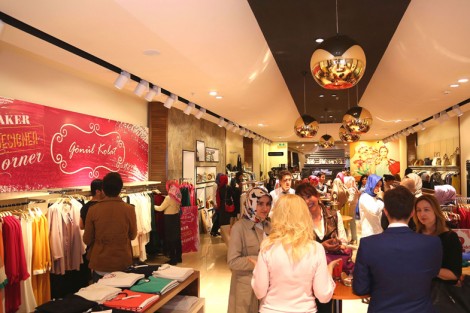 Aker Designer Corner Gönül Kolat