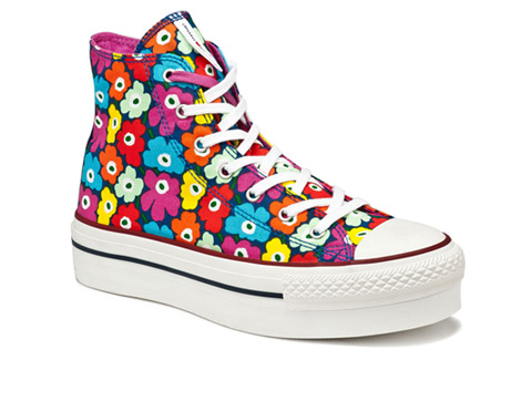 Converse Yazlık Modelleriyle Gençlere Göz Kırpıyor!